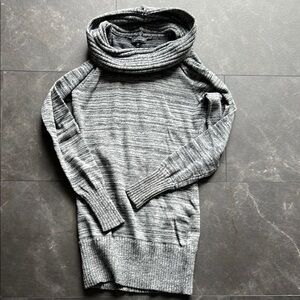The Limited Gray Turtleneck Sweater with Ribbed Trim